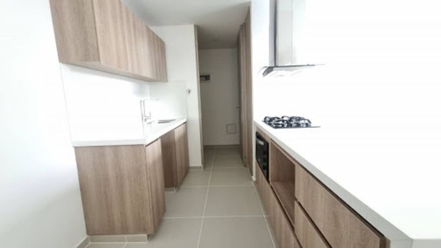 Apartamento de 2 alcobas en arriendo en Ciudad Del Río, Medellín, 80 m² · foto 2 de 19