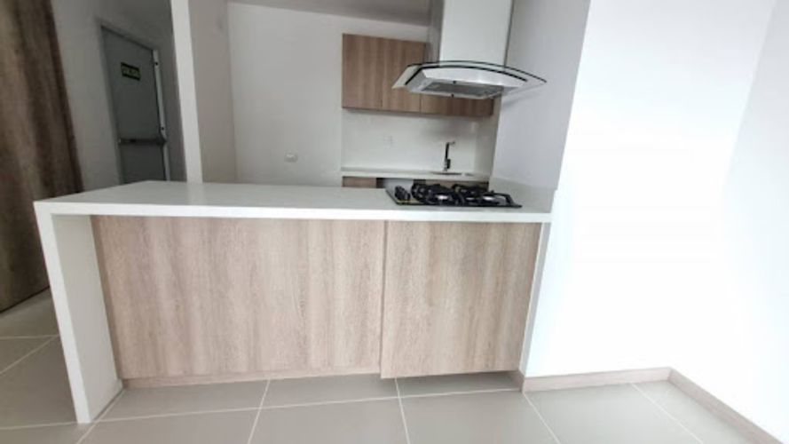 Apartamento de 2 alcobas en arriendo en Ciudad Del Río, Medellín, 80 m² · foto 3 de 19