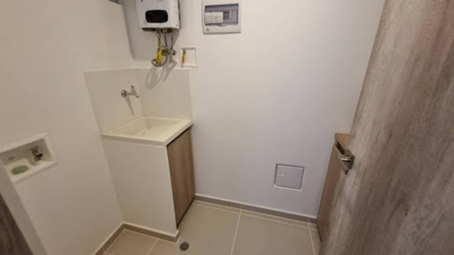 Apartamento de 2 alcobas en arriendo en Ciudad Del Río, Medellín, 80 m² · foto 4 de 19