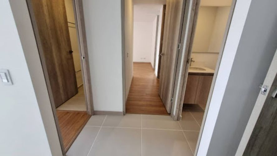 Apartamento de 2 alcobas en arriendo en Ciudad Del Río, Medellín, 80 m² · foto 11 de 19