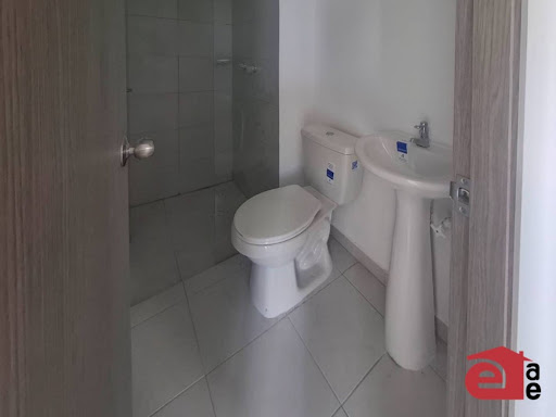 Apartamento en arriendo en La Macarena, Rionegro · foto 5 de 8