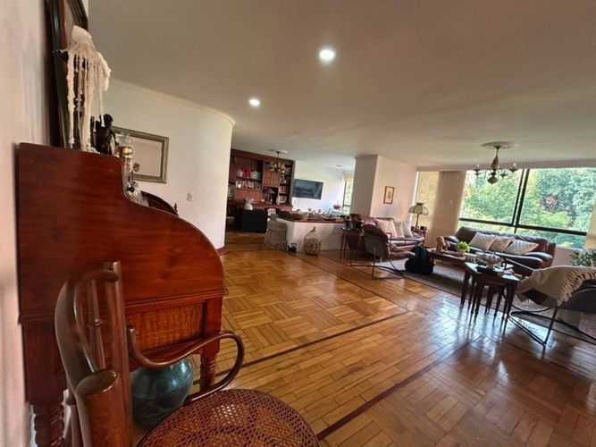 Apartamento de 2 alcobas en venta en Las Lomas, Medellín, 171 m² · foto 2 de 17