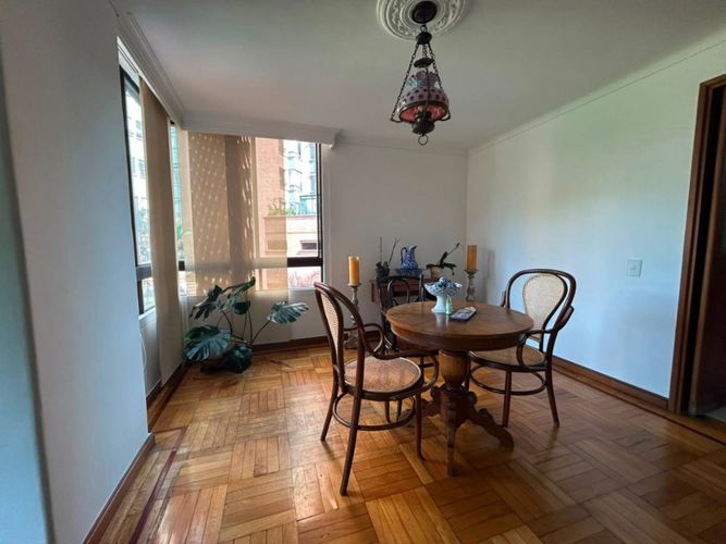 Apartamento de 2 alcobas en venta en Las Lomas, Medellín, 171 m² · foto 3 de 17