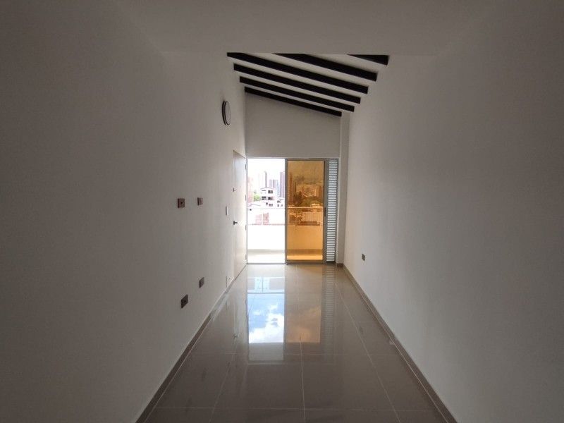 1BR Apartment in Bellavista - 2