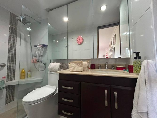 Apartamento de 2 alcobas en venta en Las Lomas, Medellín, 171 m² · foto 10 de 17