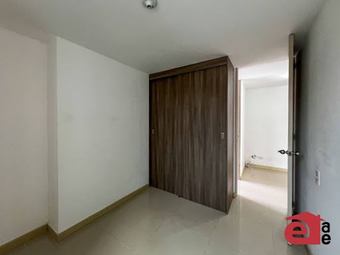 Apartamento de 3 alcobas en arriendo en Prados De Sabaneta, Sabaneta, 75 m² · foto 6 de 13
