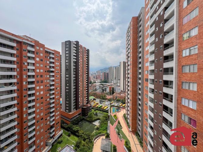 Apartamento de 3 alcobas en arriendo en Prados De Sabaneta, Sabaneta, 75 m² · foto 13 de 13