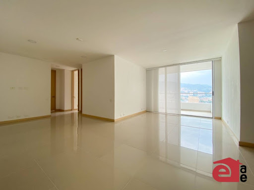 Apartamento en Arriendo en Jardines, Envigado en Cd San Lucas
