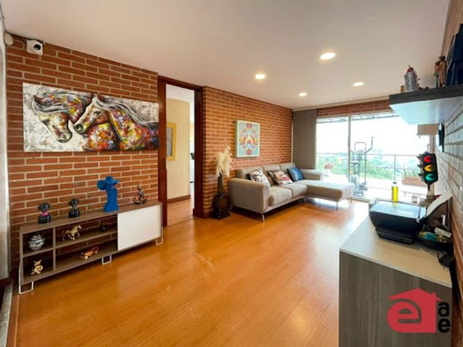 Casa de 4 alcobas en arriendo en Caldas, La Estrella, 760 m² · foto 6 de 21