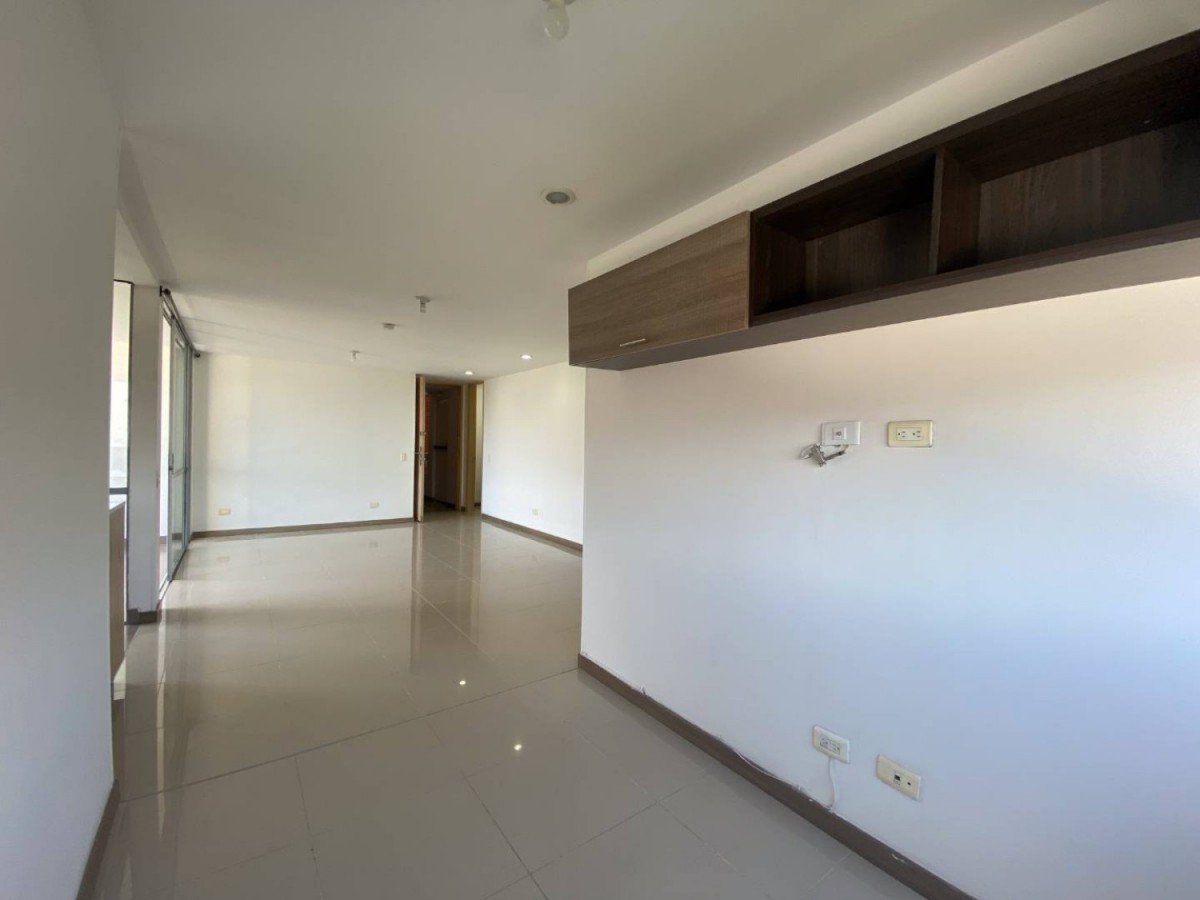 Apartamento en venta en Loma Del Esmeraldal, Envigado · foto 2 de 12