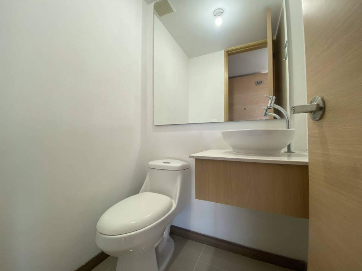 Apartamento en venta en Loma Del Esmeraldal, Envigado · foto 11 de 12