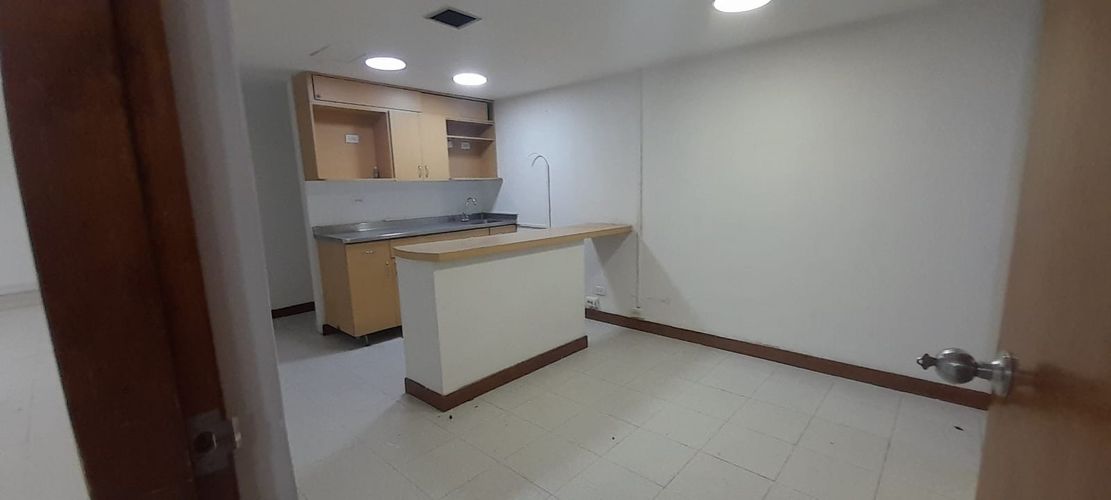 Local en arriendo en Villa Nueva, Medellín, 250 m² · foto 6 de 19