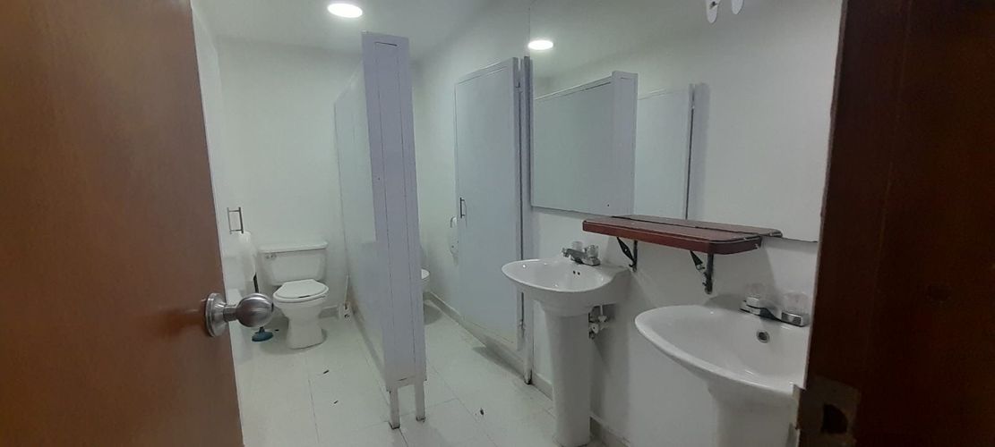 Local en arriendo en Villa Nueva, Medellín, 250 m² · foto 9 de 19