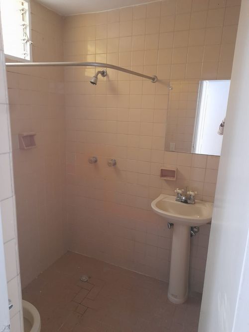 Apartamento de 6 alcobas en arriendo en La Castellana, Medellín, 300 m² · foto 17 de 18