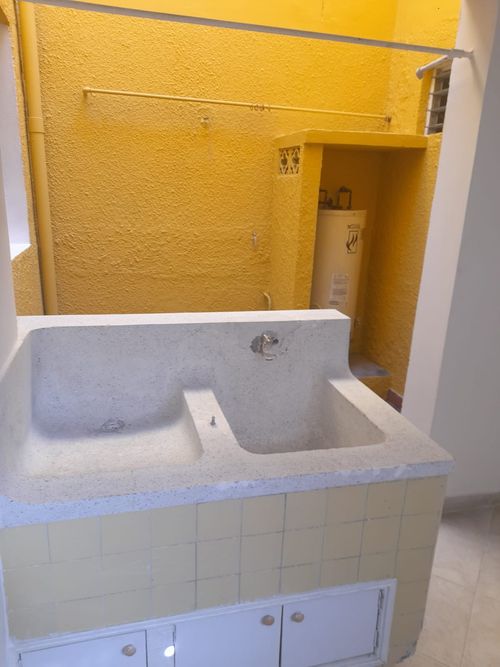 Apartamento de 6 alcobas en arriendo en La Castellana, Medellín, 300 m² · foto 4 de 18