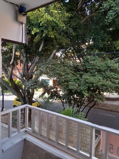 Apartamento de 6 alcobas en arriendo en La Castellana, Medellín, 300 m² · foto 6 de 18