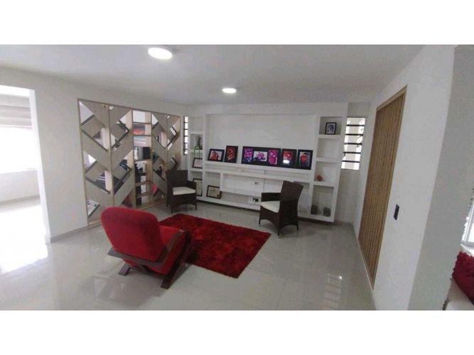 Casa de 6 alcobas en venta en San Carlos, Ibagué, 400 m² · foto 16 de 24