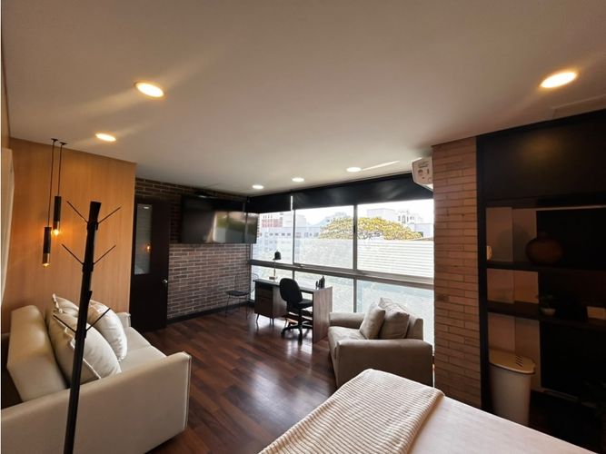 Apartaestudio en venta en El Poblado, Medellín, 52 m² · foto 8 de 12