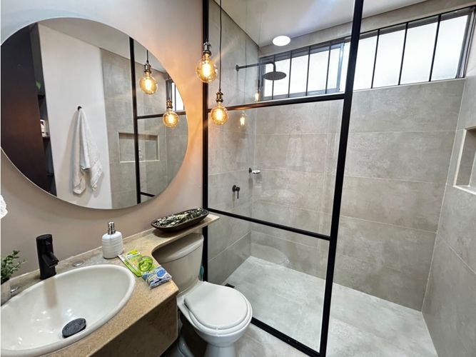 Apartaestudio en venta en El Poblado, Medellín, 52 m² · foto 10 de 12