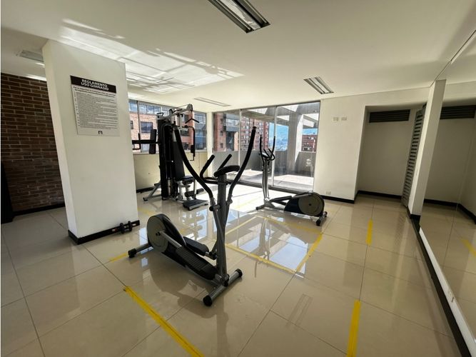 Apartaestudio en venta en El Poblado, Medellín, 52 m² · foto 11 de 12