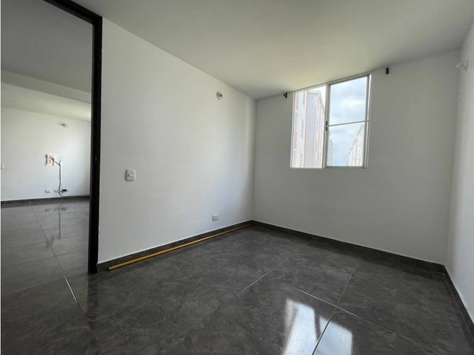 Apartamento de 2 alcobas en venta en Candelaria, 42 m² · foto 8 de 19