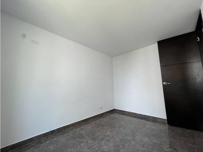 Apartamento de 2 alcobas en venta en Candelaria, 42 m² · foto 12 de 19