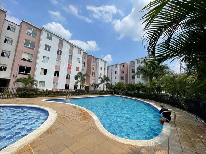 Apartamento de 2 alcobas en venta en Candelaria, 42 m² · foto 17 de 19
