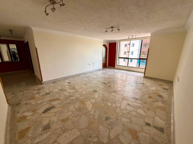 Apartamento de 4 alcobas en venta en San Alonso, Bucaramanga, 148 m² · foto 3 de 18