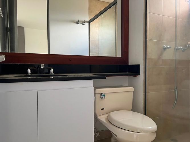 Apartamento de 2 alcobas en venta en El Poblado, Medellín, 142 m² · foto 14 de 15