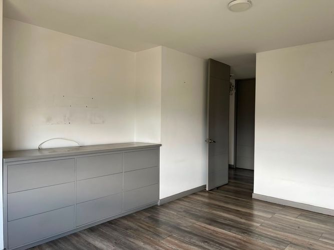 Apartamento de 2 alcobas en venta en El Poblado, Medellín, 142 m² · foto 11 de 15