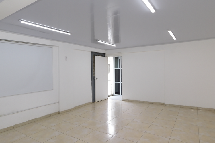 Local en arriendo en Alcibia, Cartagena, 404 m² · foto 2 de 17