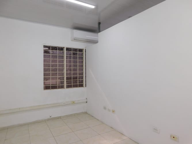 Local en arriendo en Alcibia, Cartagena, 404 m² · foto 8 de 17