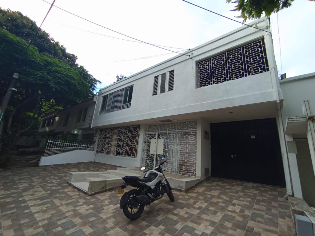 Casa en Arriendo en Santa monica, Cali