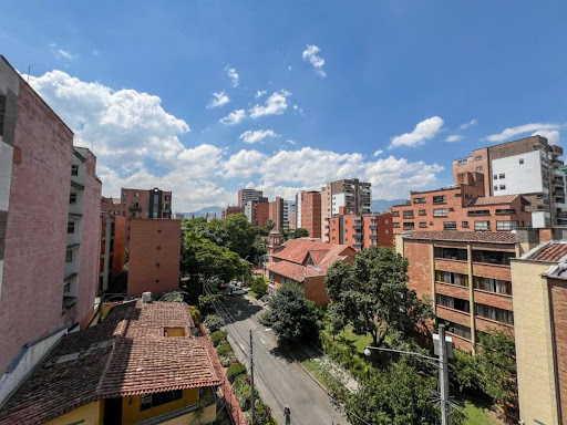 Apartamento en arriendo en El Portal, Envigado · foto 11 de 13