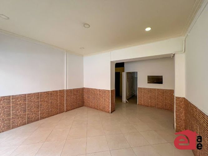 Local en arriendo en Mesa, Envigado, 33 m² · foto 4 de 10