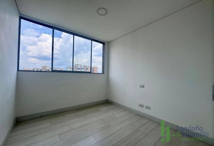 Apartamento de 2 alcobas en venta en Loma Del Chocho, Envigado, 87 m² · foto 7 de 20