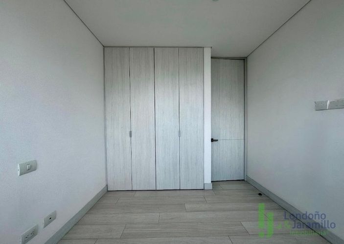 Apartamento de 2 alcobas en venta en Loma Del Chocho, Envigado, 87 m² · foto 8 de 20