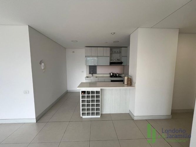Apartamento de 2 alcobas en venta en Loma Del Chocho, Envigado, 87 m² · foto 14 de 20