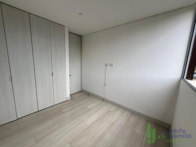 Apartamento de 2 alcobas en venta en Loma Del Chocho, Envigado, 87 m² · foto 17 de 20