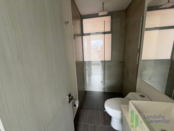Apartamento de 2 alcobas en venta en Loma Del Chocho, Envigado, 87 m² · foto 20 de 20