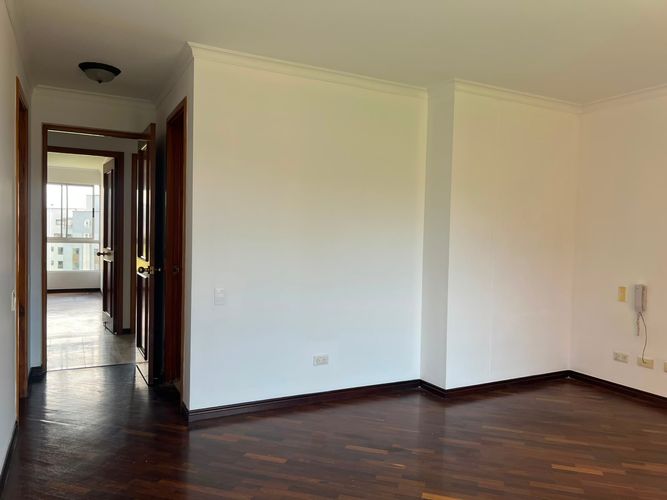 Apartamento de 3 alcobas en venta en El Poblado, Medellín, 168 m² · foto 8 de 17