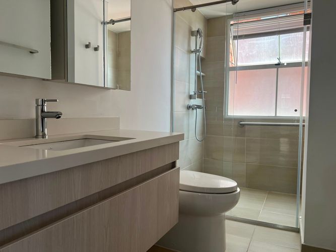 Apartamento de 3 alcobas en venta en El Poblado, Medellín, 168 m² · foto 16 de 17