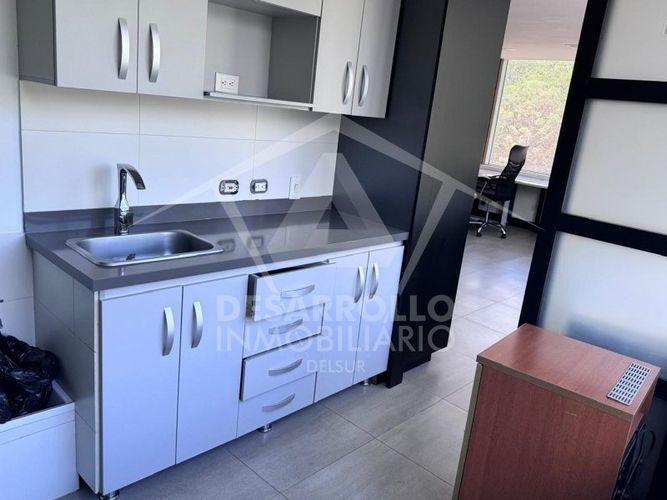 Oficina en arriendo en Las Palmas, Medellín, 50 m² · foto 2 de 10