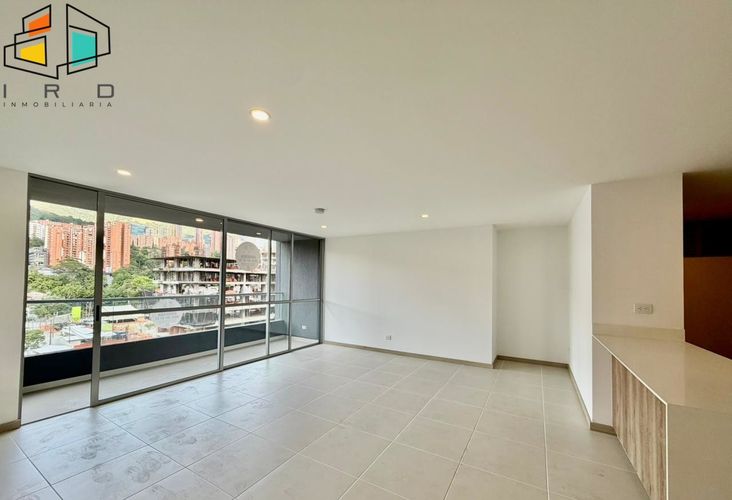 Apartamento de 3 alcobas en venta en Simesa, Medellín, 121 m² · foto 2 de 24