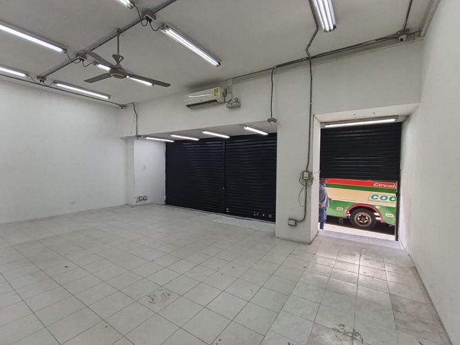 Local en arriendo en Guayaquil, Medellín, 83 m² · foto 3 de 18