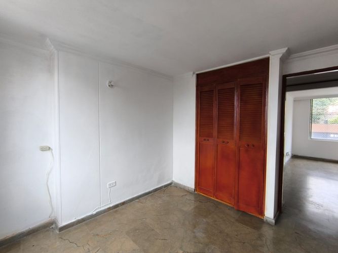 Apartamento de 3 alcobas en venta en Alejandría, Medellín, 78 m² · foto 2 de 18