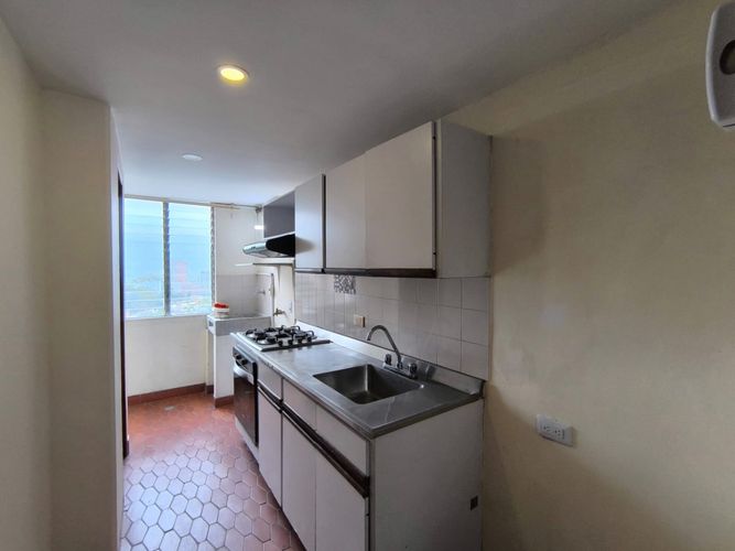 Apartamento de 3 alcobas en venta en Alejandría, Medellín, 78 m² · foto 10 de 18