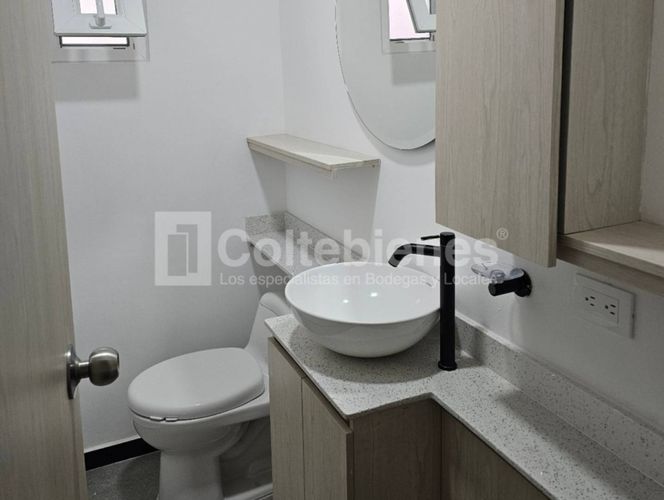 Apartamento de 3 alcobas en venta en Las Lomitas, Sabaneta, 120 m² · foto 9 de 16