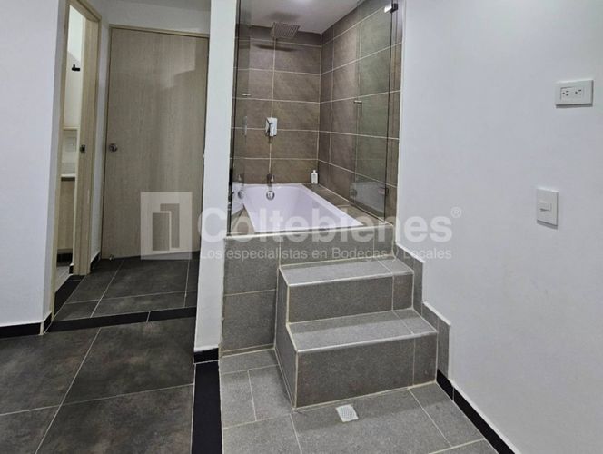 Apartamento de 3 alcobas en venta en Las Lomitas, Sabaneta, 120 m² · foto 11 de 16