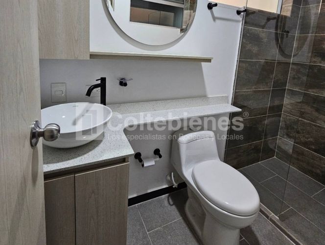 Apartamento de 3 alcobas en venta en Las Lomitas, Sabaneta, 120 m² · foto 12 de 16